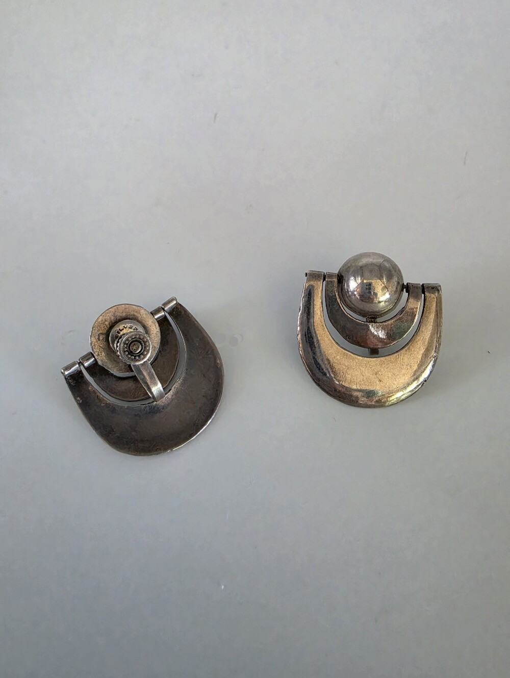 "Mexico Silver" Antique Modernist Earrings - Picture 2 of 12